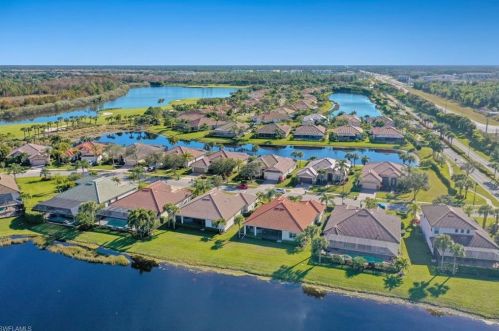 9696 Cobalt Cv Cir, Naples FL 34120-4665 exterior