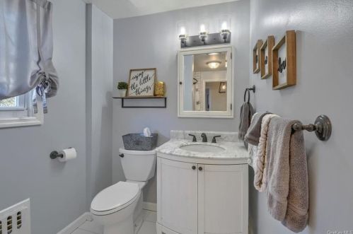 47 Columbia Pl, Mount Vernon NY 10552-1202 exterior