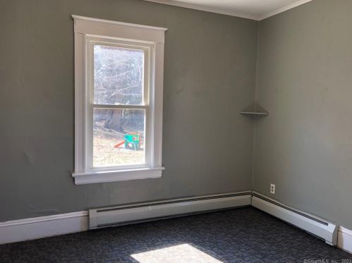 103 Reynolds St, Killingly CT 06239-2951 exterior