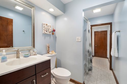 3045 Rosemont Dr, Joliet IL 60431-4960 exterior