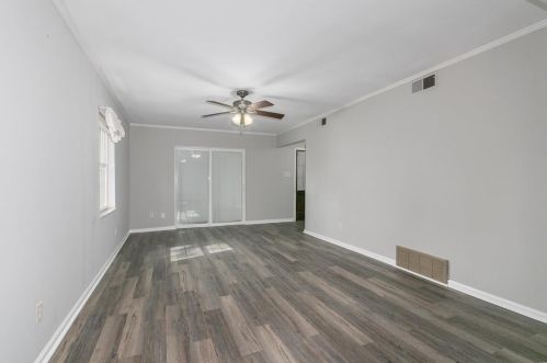 1046 Cedargate Dr, Saint Louis MO exterior