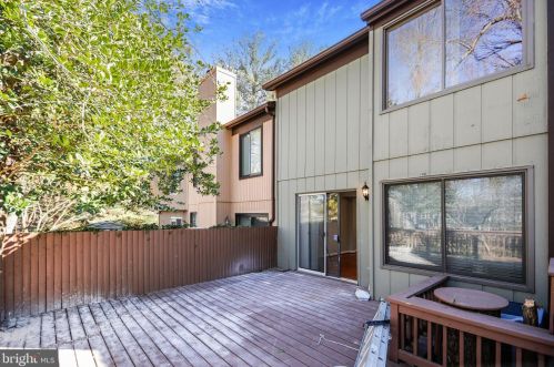 7839 Muirfield Ct, Rockville MD  20854-4078 exterior