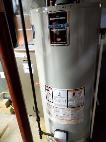 1130 Thomas St, Manitowoc WI 54220-2250 exterior