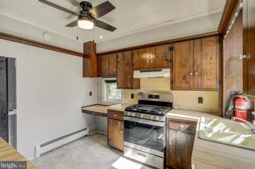 417 Mary St, Lancaster PA 17603-3330 exterior