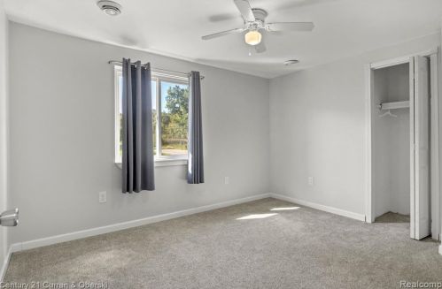 1787 Sashabaw Rd, Brandon MI  48462-9163 exterior