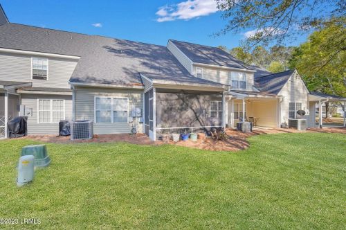 244 Cross Rd, Bluffton SC 29910-5131 exterior