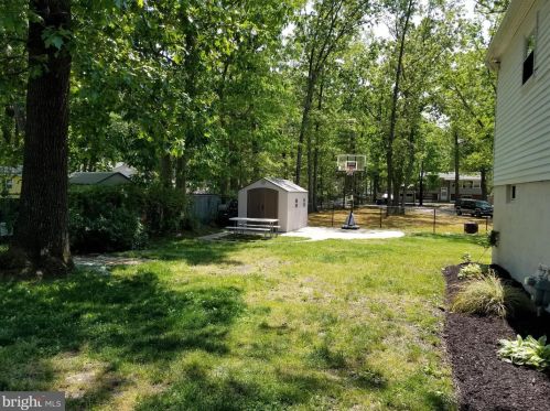 402 Wisconsin Trl, Browns Mills NJ 08015-5621 exterior