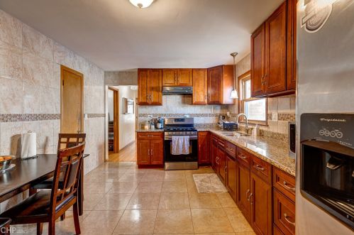 4917 Kedvale Ave, Chicago IL 60629-5013 exterior