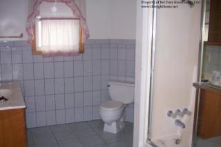 5224 8th St, Omaha NE  68110-1240 exterior