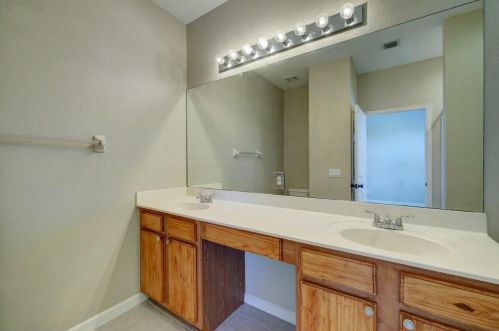 730 Leonardo Cir, Fort Pierce, FL 34986-4354