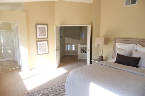 100 John Henry Cir, Folsom CA 95630-8132 exterior