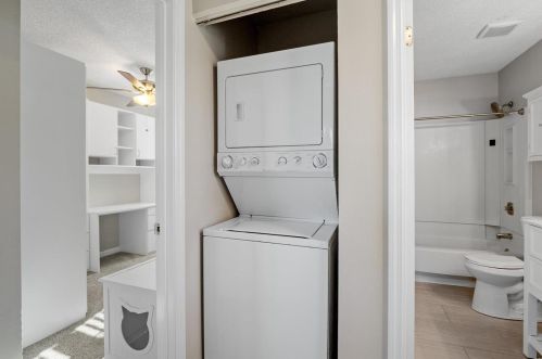 1508 Swallow Dr, Saint Louis MO 63144-1620 exterior