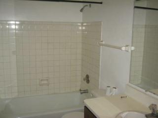 10423 Daphne St, Milwaukee WI  53224-5154 exterior