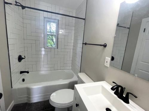 3685 Oakleaf Rd, Pittsburgh PA  15227-4415 exterior