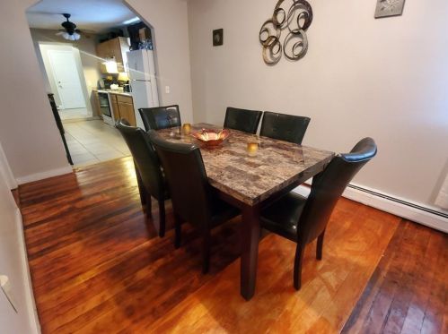 272 Smith St, Providence RI 02911-3307 exterior