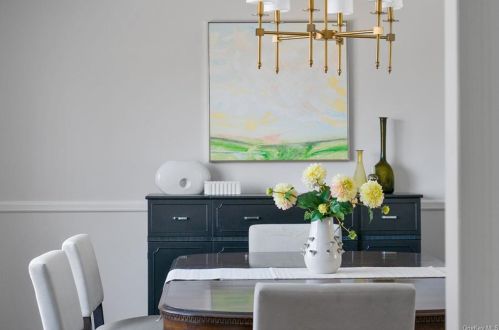 30 Woodcrest Dr, Armonk NY 10504-2904 exterior