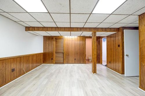 134 Crestwood Dr, Pittsburgh PA  15209-1008 exterior