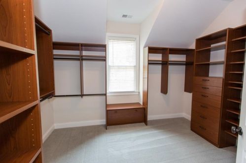 1860 Canmont Dr, Atlanta GA 30319-3618 exterior