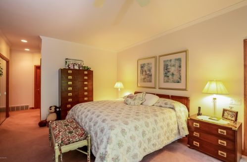 2425 58 St, Fennville MI 49408-8417 exterior