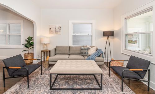 805 Townsend St, Milwaukee WI  53212-1723 exterior