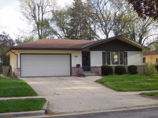 9615 Kaul Ave, Milwaukee, WI 53225-1620