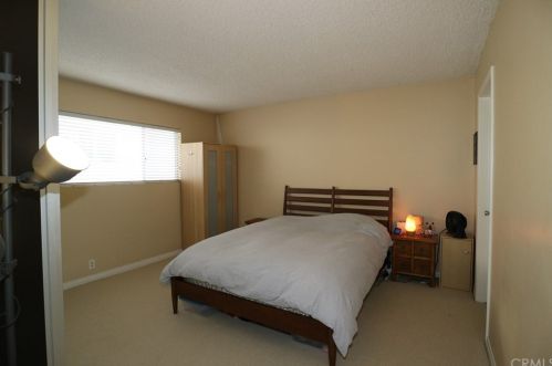 610 Gonzales Rd, Oxnard CA  93036-2914 exterior