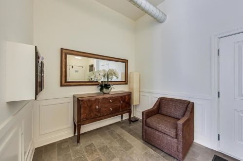 1454 Milwaukee Ave, Chicago, IL 60622-9204