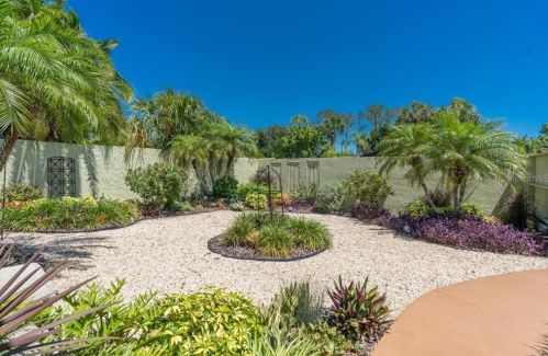 5007 Paloma Dr, Tampa, FL 33624-4343