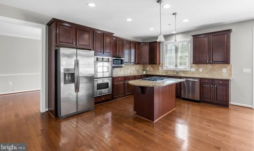 13221 Moonlight Trail Ct, Silver Spring MD 20906-6703 exterior