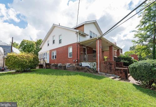 1520 28 St, Washington DC 20020-3832 exterior