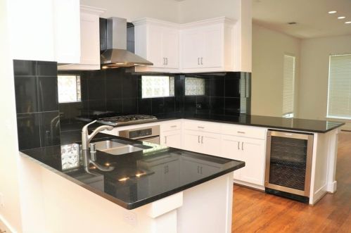 3718 Dorothy Ave, Dallas TX  75209-6206 exterior