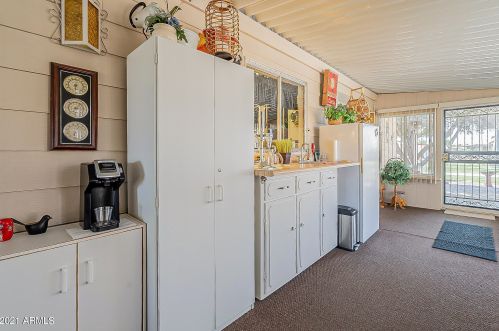 8938 Country Clb Dr, Chandler AZ 85248-6417 exterior