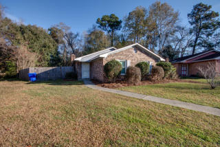 1676 Durkee St, Charleston SC  29414-6349 exterior