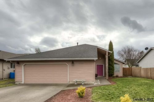 4236 Blazing Star Ct, Salem, OR 97305-2387