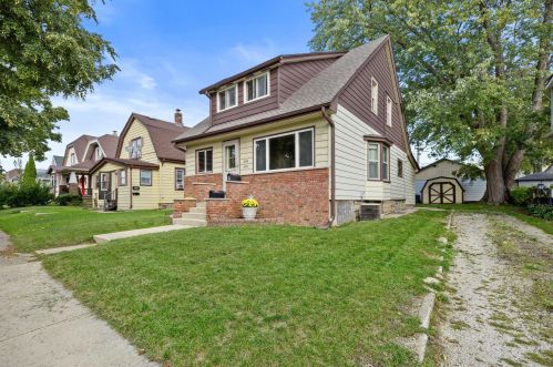 2154 69, Milwaukee WI 53219-2905 exterior