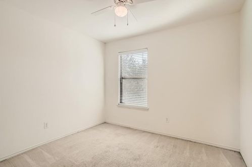 6600 Doyal Dr, Austin TX 78747-3902 exterior