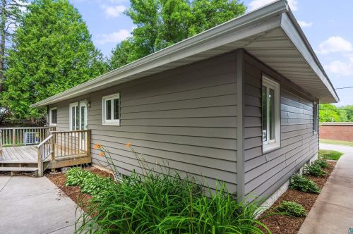 1815 Kenwood Dr, Duluth MN 55811-1652 exterior