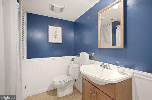 12719 Bushey Dr, Silver Spring MD 20906-4205 exterior