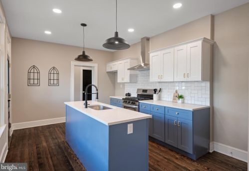 829 Shippen St, Lancaster PA  17602-2043 exterior