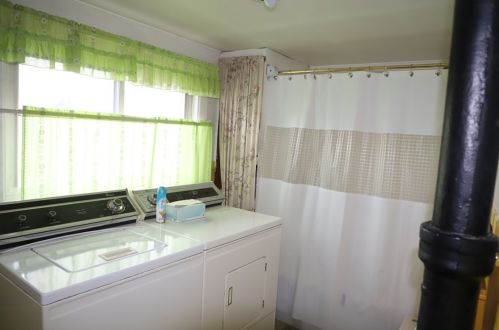 70 Amherst St, Chicopee MA 01013-1462 exterior