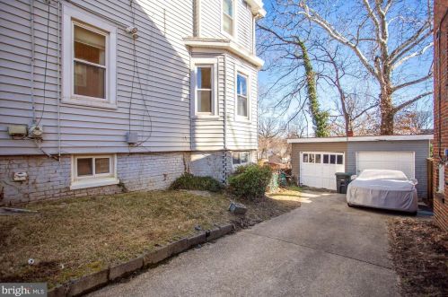 2907 Carlton Ave, Washington DC  20018-2615 exterior