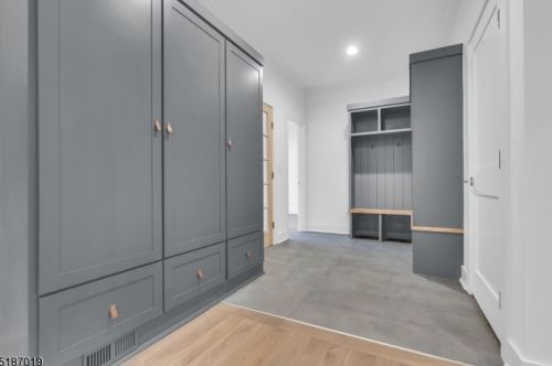 7 Maple St, Chatham Township NJ  07928-1624 exterior