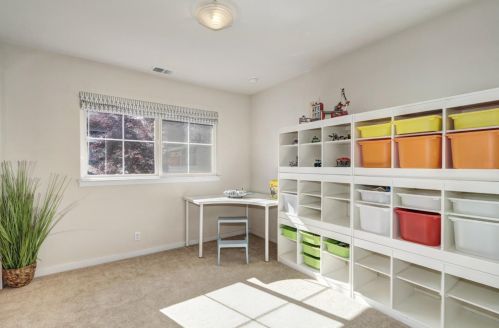 2302 Isle Royale Ln, Davis CA 95616-6617 exterior