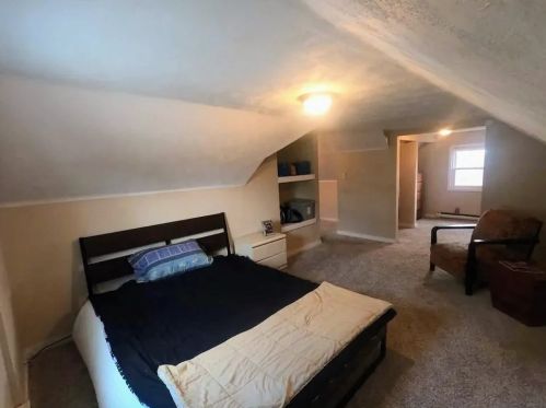 1036 Jerome St, Pittsburgh PA  15220-4609 exterior