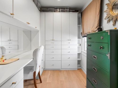 2312 Montview Dr, Atlanta GA 30305-4071 exterior