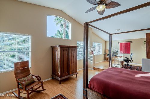 16026 10 St, Phoenix AZ 85086-0911 exterior