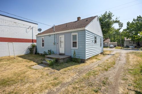 2939 Fairfield St, Meskegon MI  49441-4005 exterior