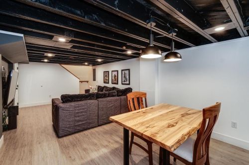 1610 Madison St, Madison WI  53711-2122 exterior