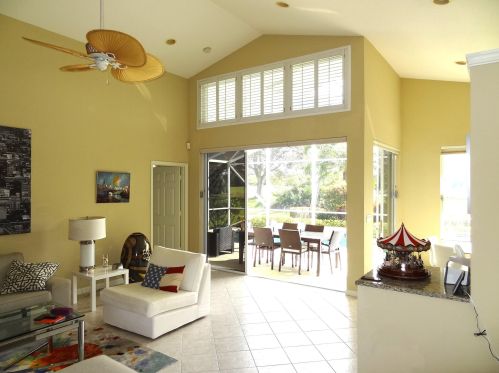 1626 Shelburnie Way, Fort Pierce FL  34952-6054 exterior