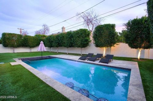 4311 Earll Dr, Phoenix, AZ 85031-3819